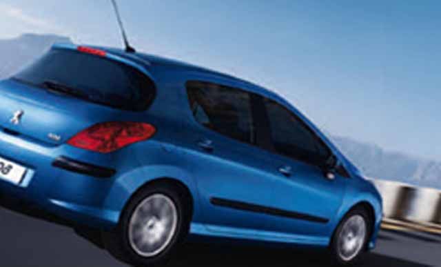 Talleres Hipólito-Baitemar vehículos marca Peugeot azul